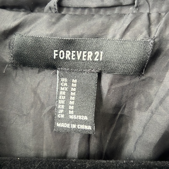 FOREVER21 Puffer Jacket - Picture 2 of 3